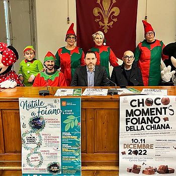 /images/5/0/50-conf-stampa-natale-a-foiano-2.jpeg